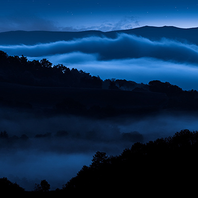 Photo de paysage de la campagne auvergnate sous les premières étoiles, Brok photographie