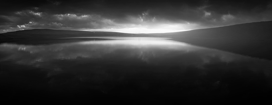Photo panoramique du lac d'en haut de la Godivelle en fin de journée orageuse, Brok photographie